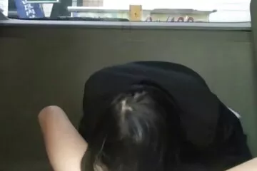 مربية لاتينا مفلس تسمح لصاحبة المنزل بممارسة الجنس مع نفسها في كس ساخن لإنقاذ سكسي عربي سكسي عربي وظيفتها.