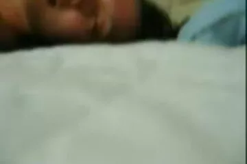 الوحش المصنوع من السيليكون أعطى الراعي الجنس سكسي عربي سكسي عربي الشرجي بالملابس