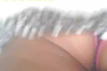 تظهر المعلمة الروسية آنا فيتولدوفنا كيفية ممارسة العادة السرية سكسي عربي مجاني على القضيب